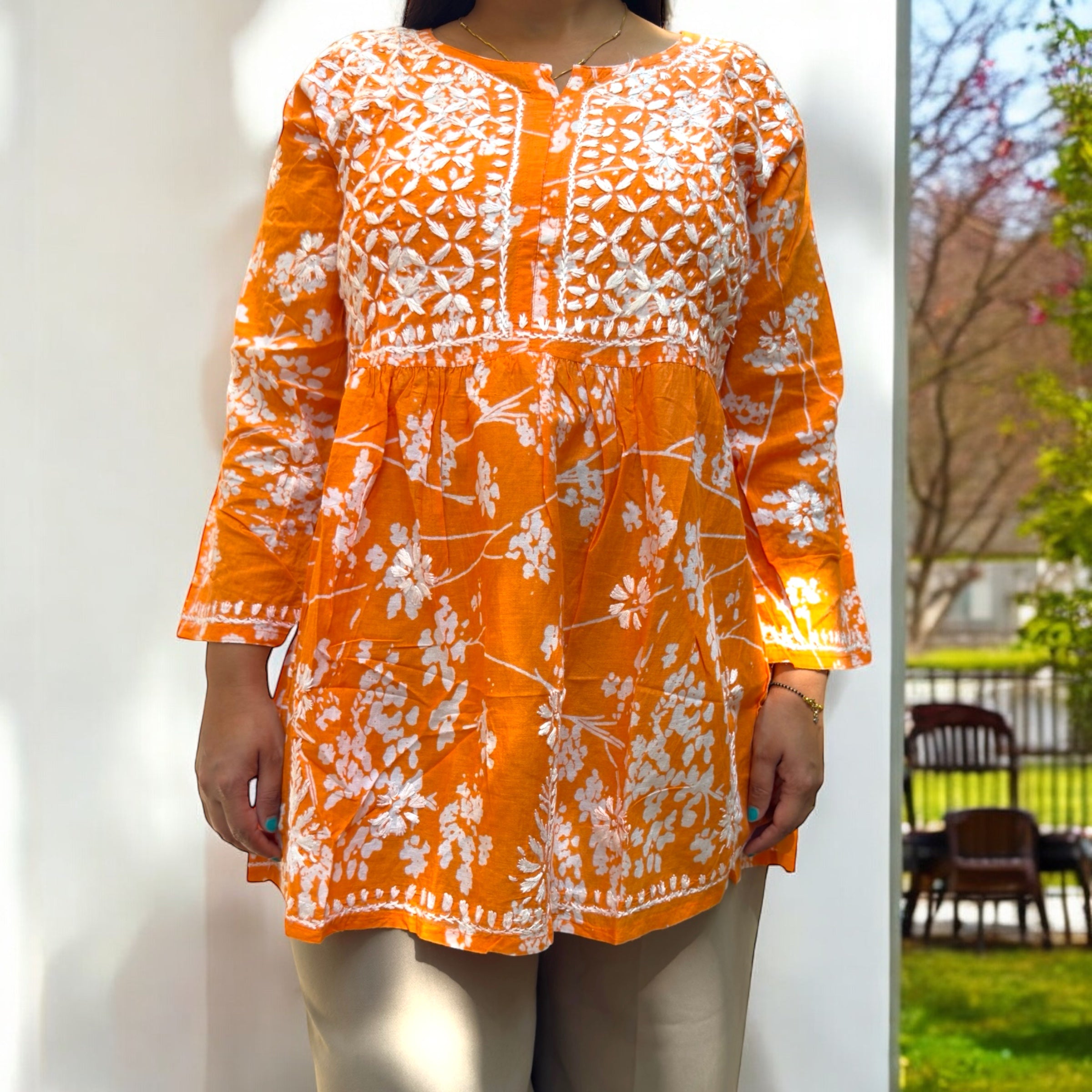 Jalsa-e-Gul – Chikankari A-Line Short Kurti