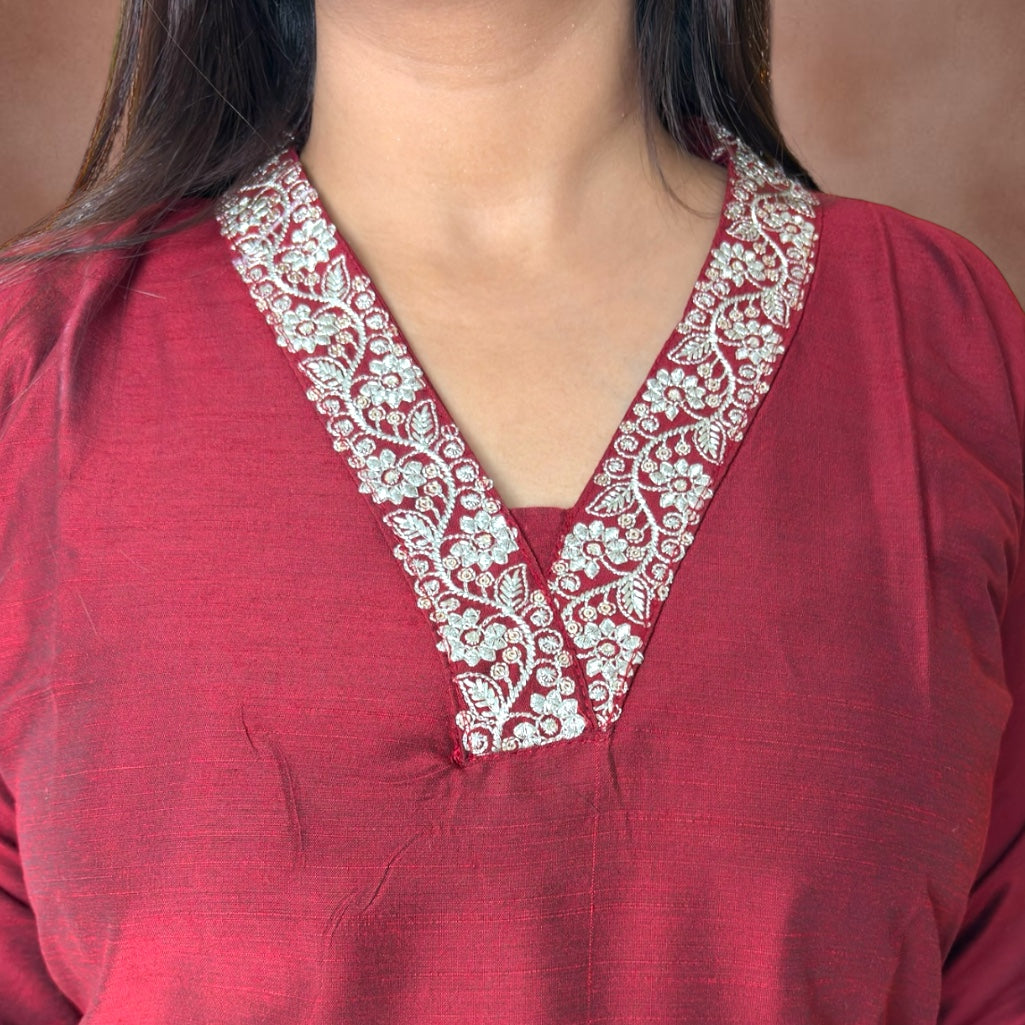 Sunheri Bangalore Silk Suit Set